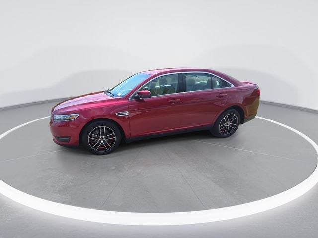 2018 Ford Taurus SEL