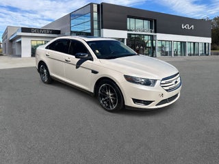 2018 Ford Taurus Limited