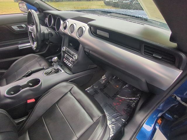 2022 Ford Mustang EcoBoost Premium