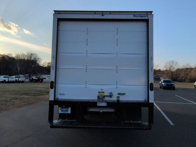 2023 Ford E-350SD BOX VAN W/ RAMP Cutaway
