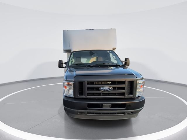 2023 Ford E-350SD BOX VAN W/ RAMP Cutaway