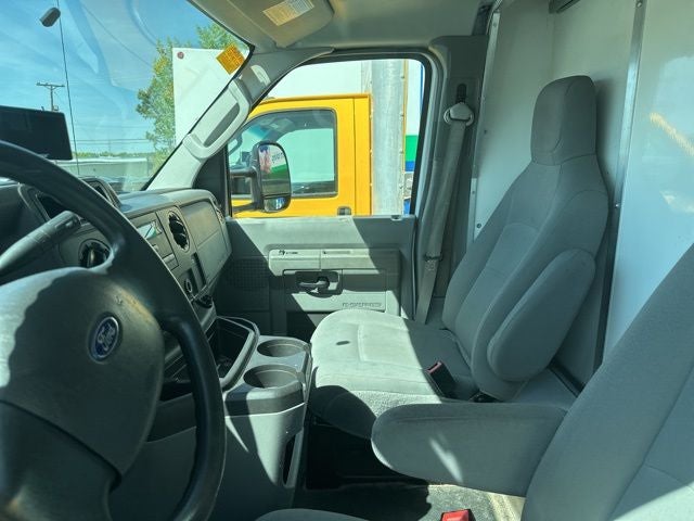 2017 Ford E-350SD XL Cutaway Box Van