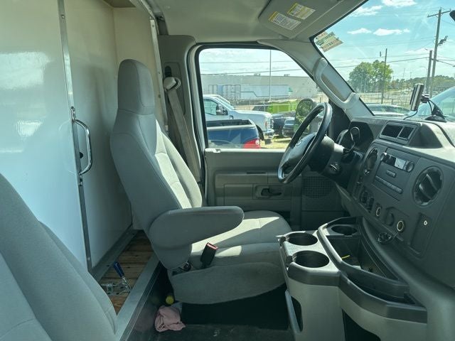 2017 Ford E-350SD XL Cutaway Box Van