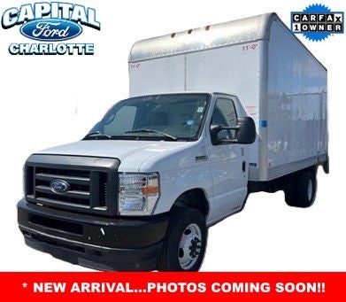 2023 Ford E-450SD Base