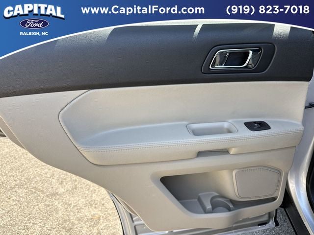 2013 Ford Explorer Base