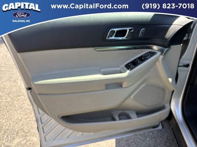 2013 Ford Explorer Base