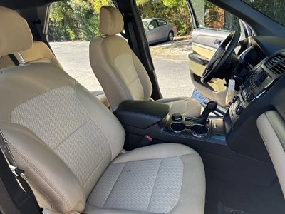 2017 Ford Explorer Base