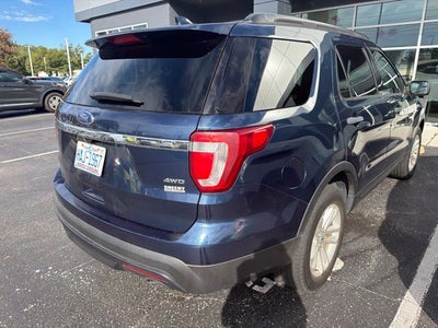 2017 Ford Explorer Base