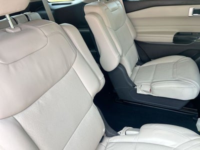 2023 Ford Explorer Platinum