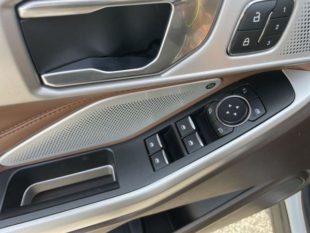 2022 Ford Explorer King Ranch