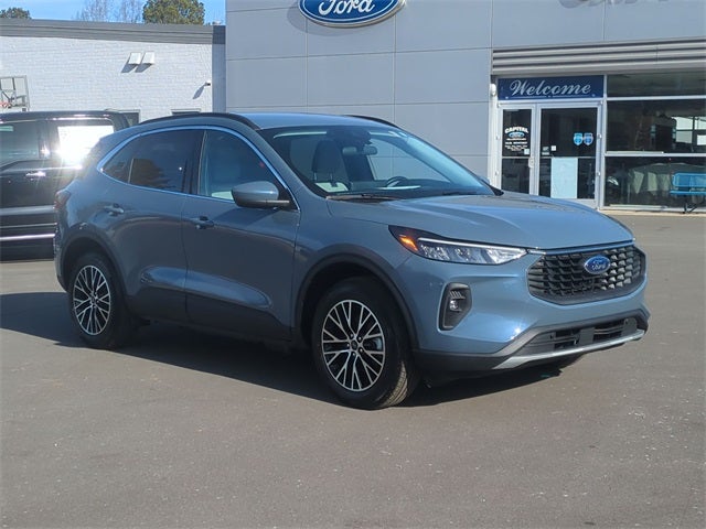 2025 Ford Escape Plug-In Hybrid Base
