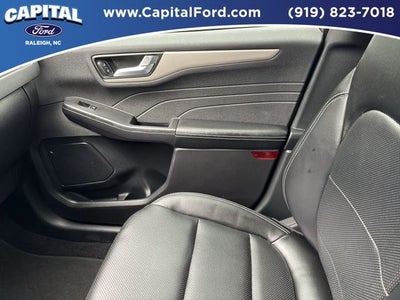 2022 Ford Escape SEL