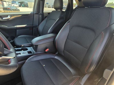 2025 Ford Escape Hybrid ST-Line