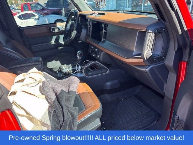 2024 Ford Bronco Outer Banks