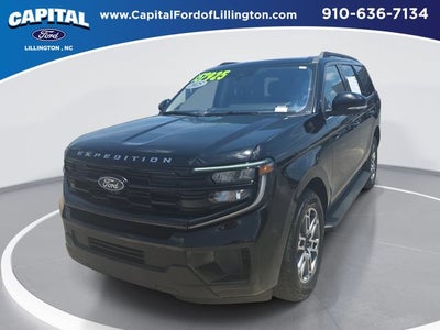 2025 Ford Expedition Active
