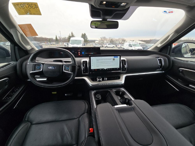 2025 Ford Expedition Platinum