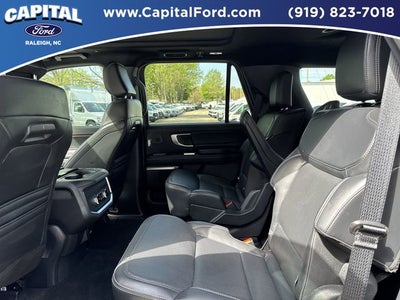 2025 Ford Expedition Platinum