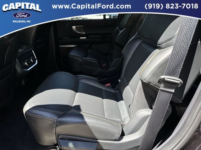 2025 Ford Expedition Tremor