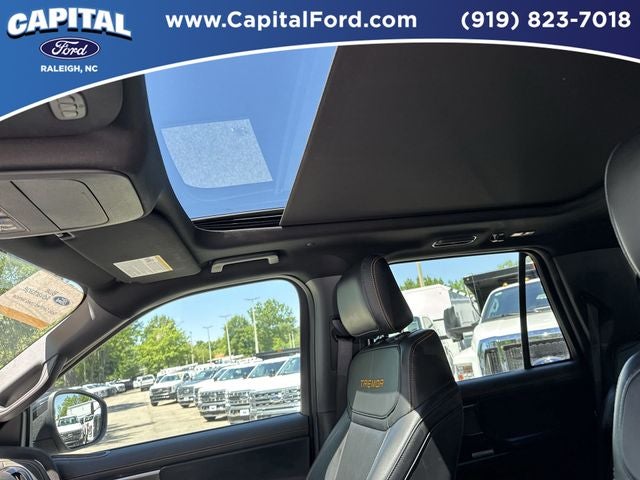 2025 Ford Expedition Tremor