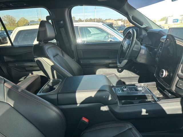 2024 Ford Expedition Limited STEALTH STREET PKG
