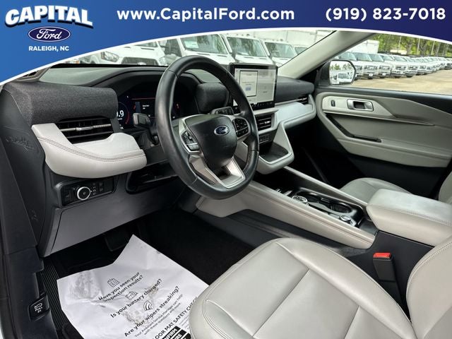 2025 Ford Explorer Active