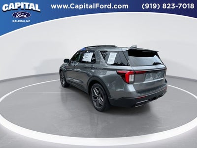2025 Ford Explorer ST-Line