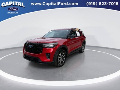 2025 Ford Explorer ST-Line