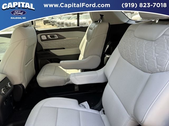 2025 Ford Explorer Platinum
