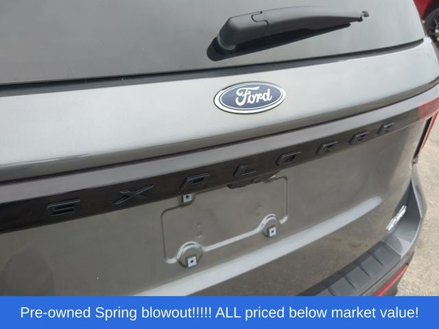 2025 Ford Explorer ST-Line