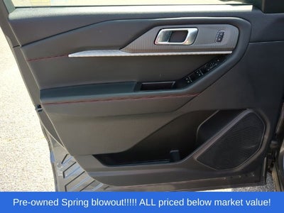 2025 Ford Explorer ST-Line