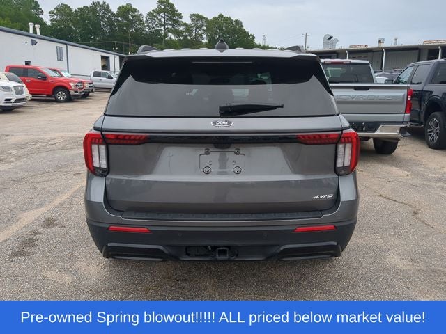 2025 Ford Explorer ST-Line