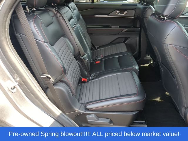 2025 Ford Explorer ST-Line