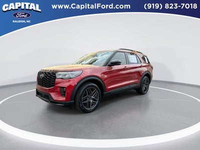 2025 Ford Explorer ST-Line