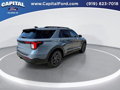 2025 Ford Explorer ST-Line