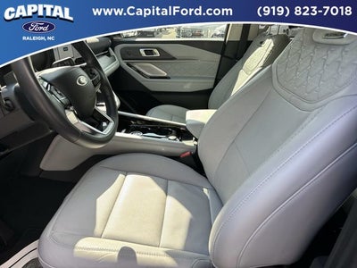 2025 Ford Explorer Platinum