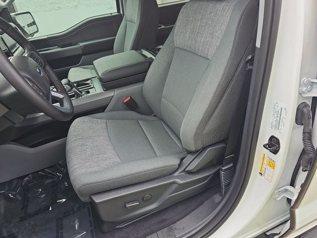 2023 Ford F-150 Lightning XLT