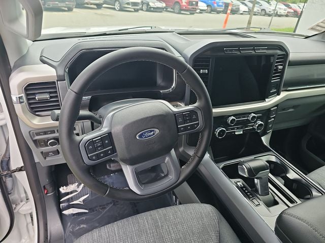 2023 Ford F-150 Lightning XLT