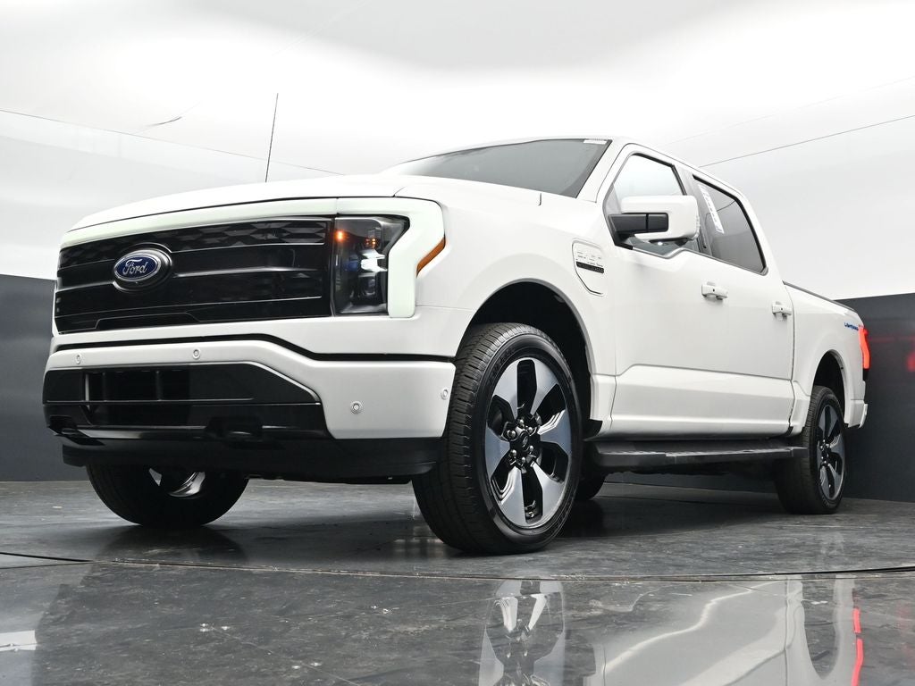 2023 Ford F-150 Lightning Platinum