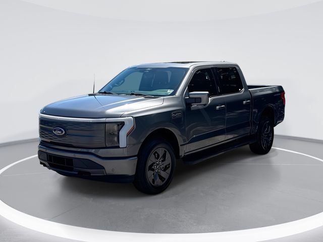 2022 Ford F-150 Lightning Lariat