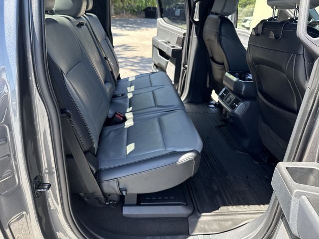 2022 Ford F-150 Lightning Lariat