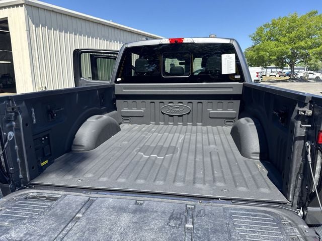 2022 Ford F-150 Lightning Lariat