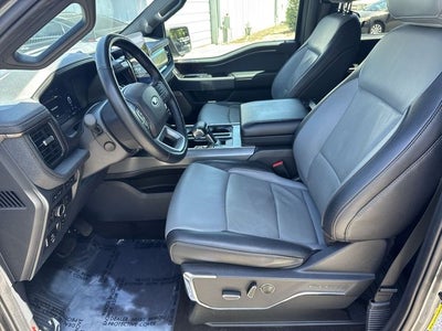 2022 Ford F-150 Lightning Lariat