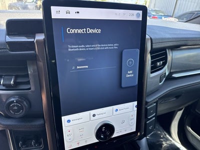 2022 Ford F-150 Lightning Lariat