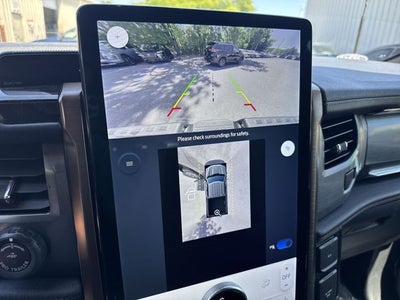 2022 Ford F-150 Lightning Lariat