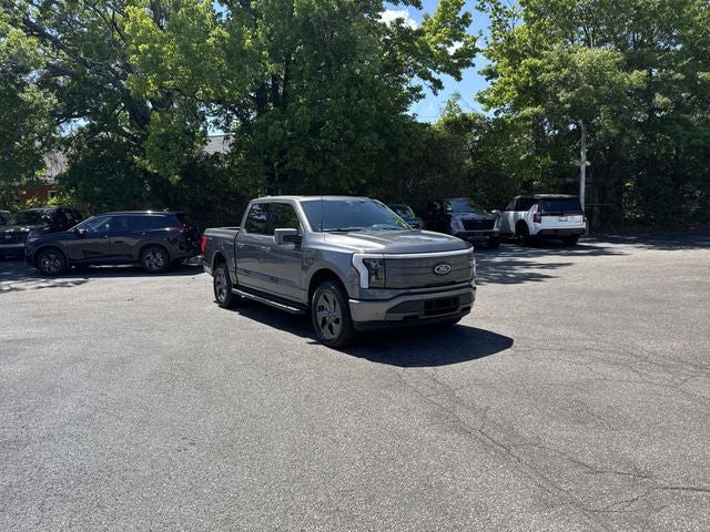 2022 Ford F-150 Lightning Lariat