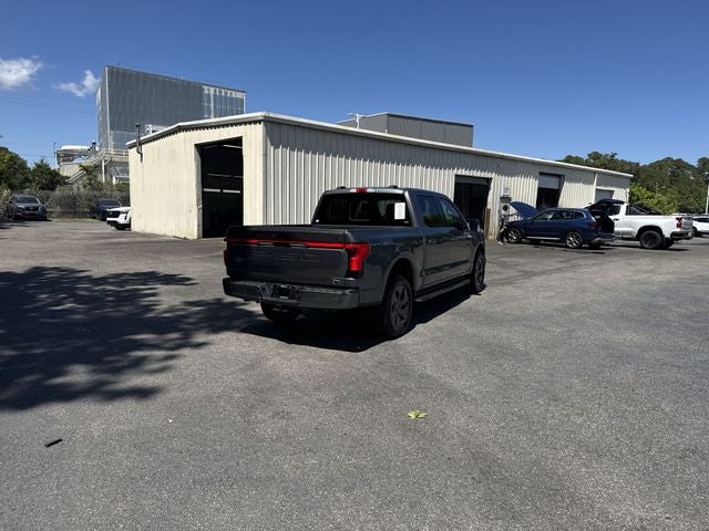 2022 Ford F-150 Lightning Lariat