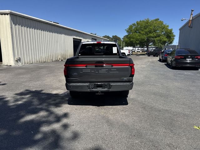 2022 Ford F-150 Lightning Lariat