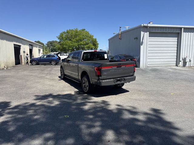 2022 Ford F-150 Lightning Lariat