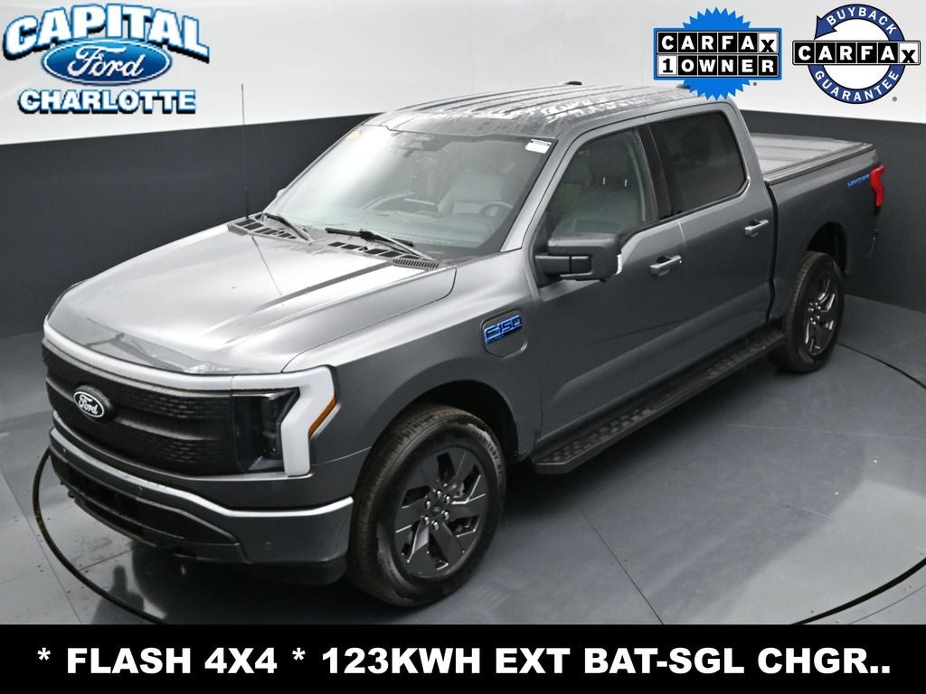 2025 Ford F-150 Lightning Flash