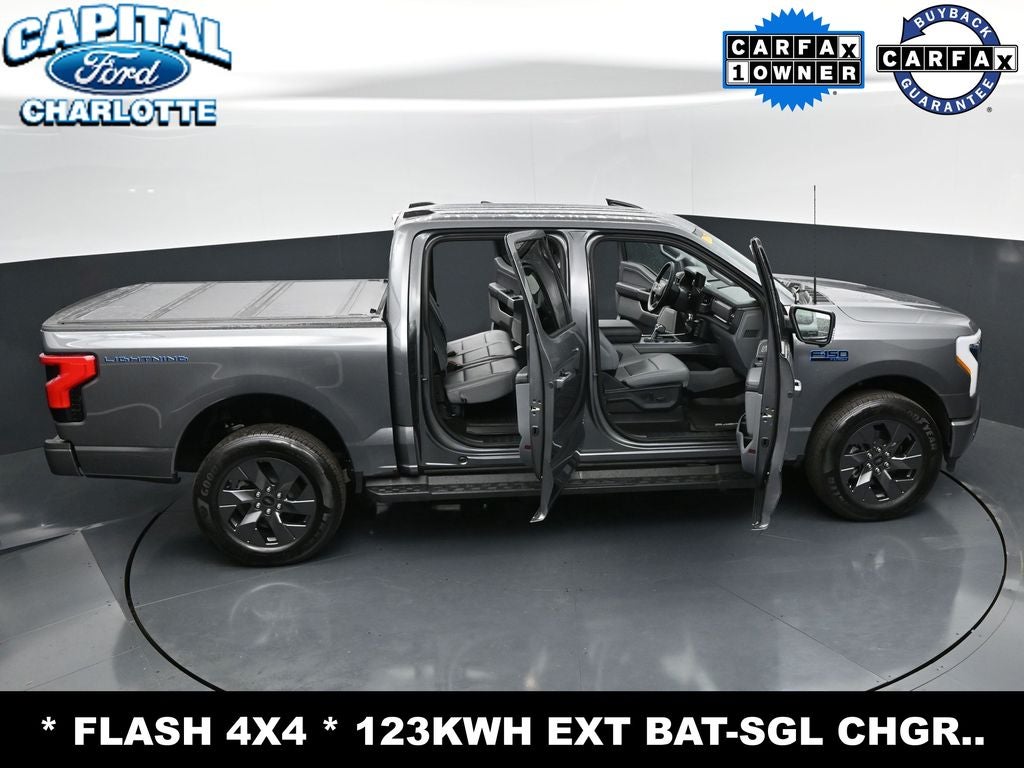 2025 Ford F-150 Lightning Flash